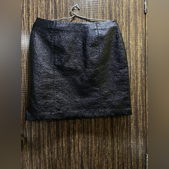 H&M Dresses & Skirts - Leather skirt